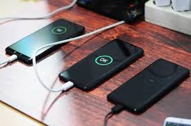 FBI Ungkap Bahaya Charge Ponsel di Tempat Umum