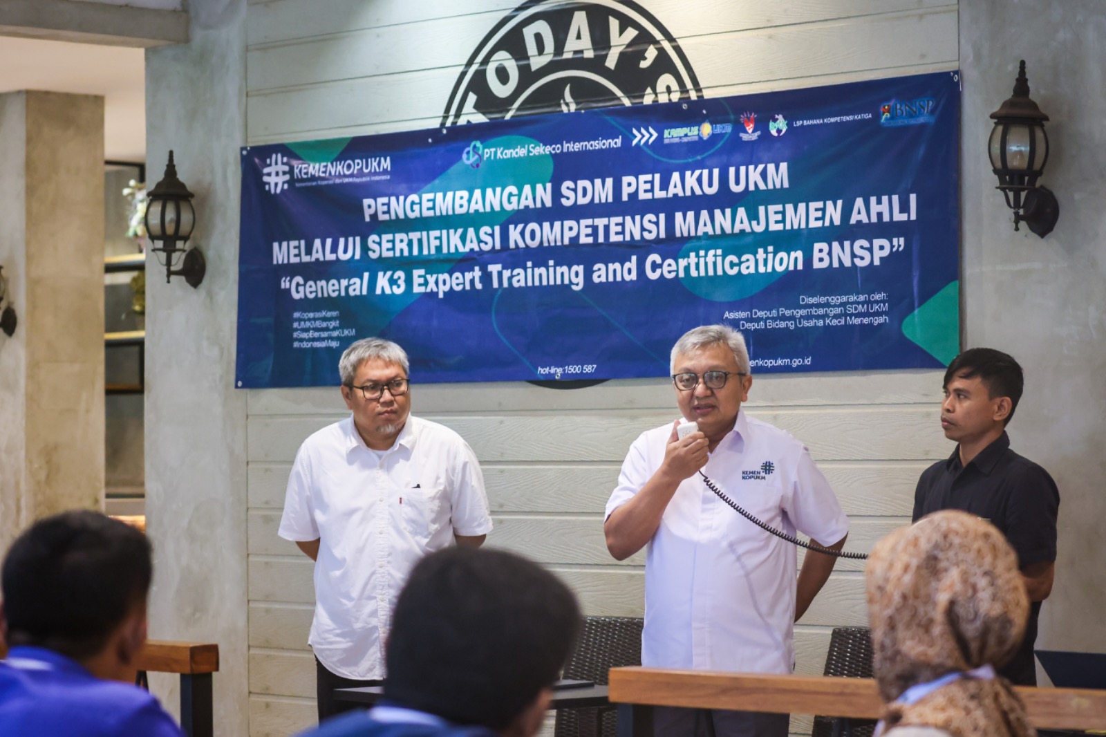 KemenKopUKM Dorong Penerapan dan Sertifikasi K3 pada Pelaku UKM