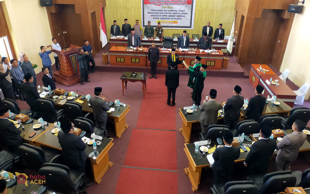 Burhanuddin Resmi Gantikan Darwinsah Sebagai Anggota DPRK Bener Meriah