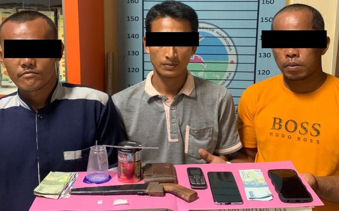 Polisi Tangkap Dua Tersangka Pengedar Narkoba dan Satu Pengguna