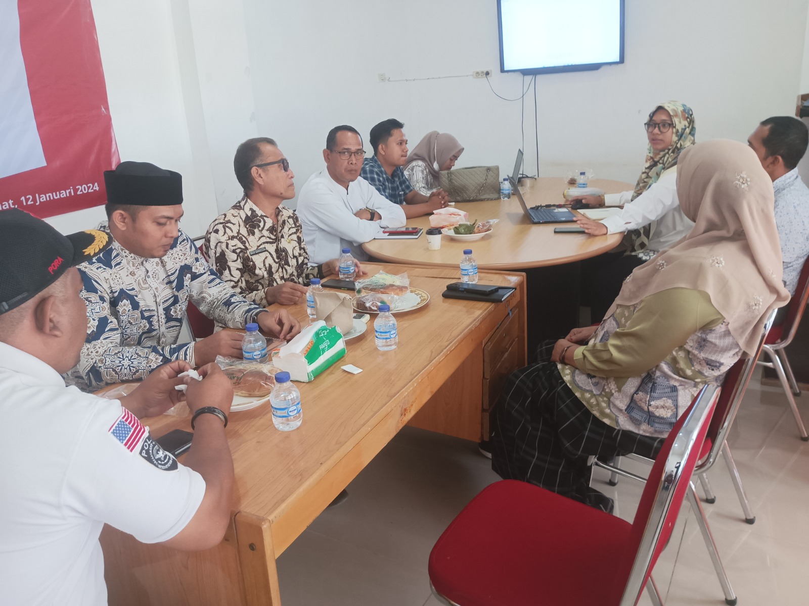 Dinkes Pidie Jaya Bersama The Aceh Intitute Rancang Naskah Qanun KTR