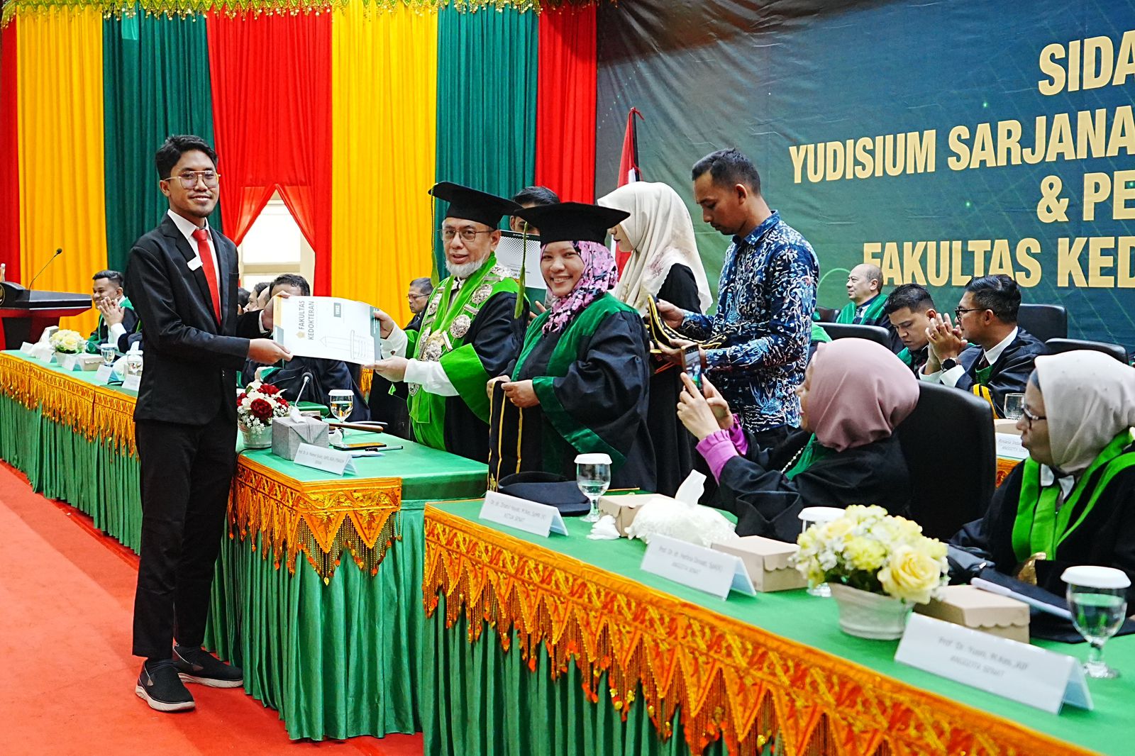 Berkah Medali, Lulusan FK USK Bebas Skripsi