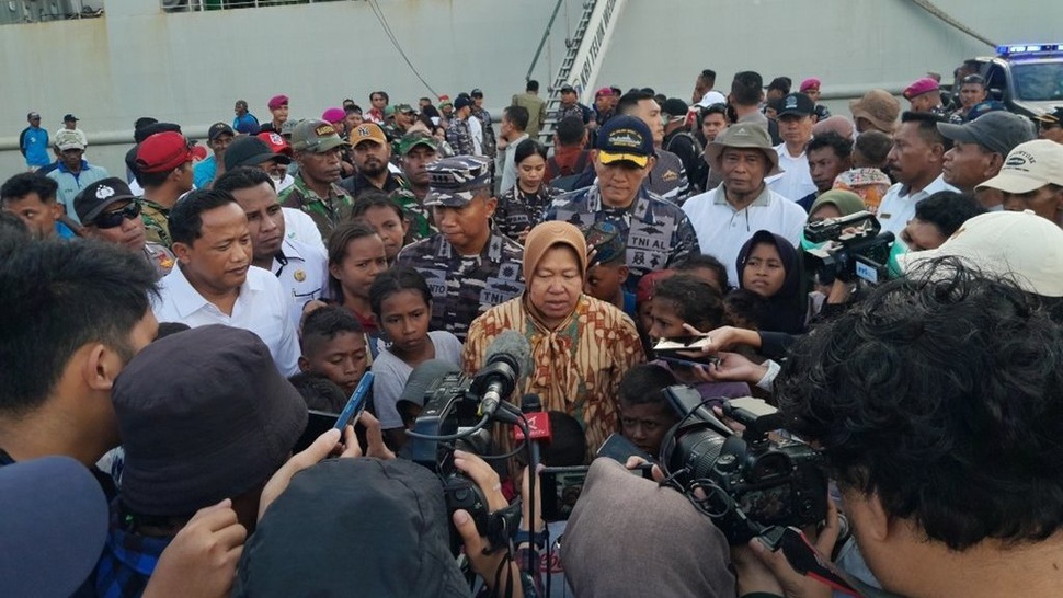 Peringati Hari Anak, Mensos Sumbang Alat Olahraga di Kei Besar